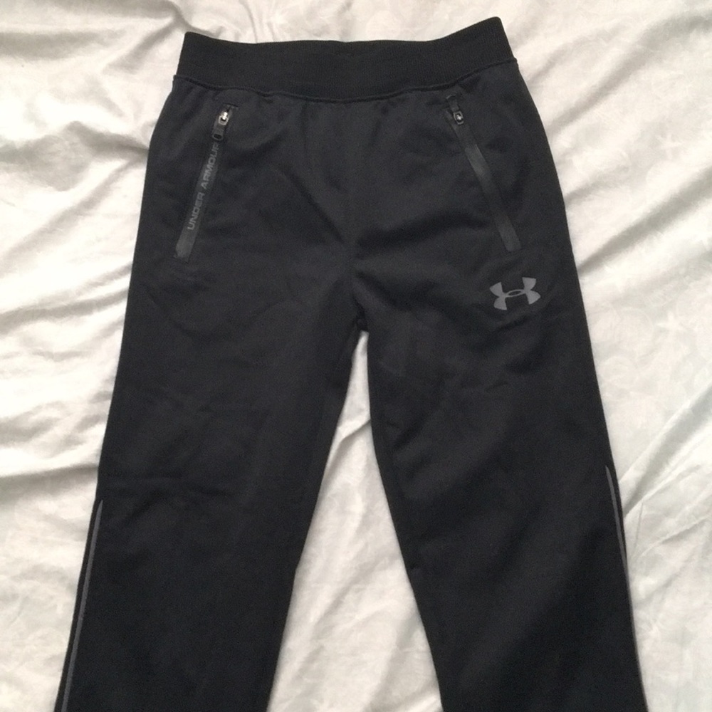 Under Armour boys athletic pants